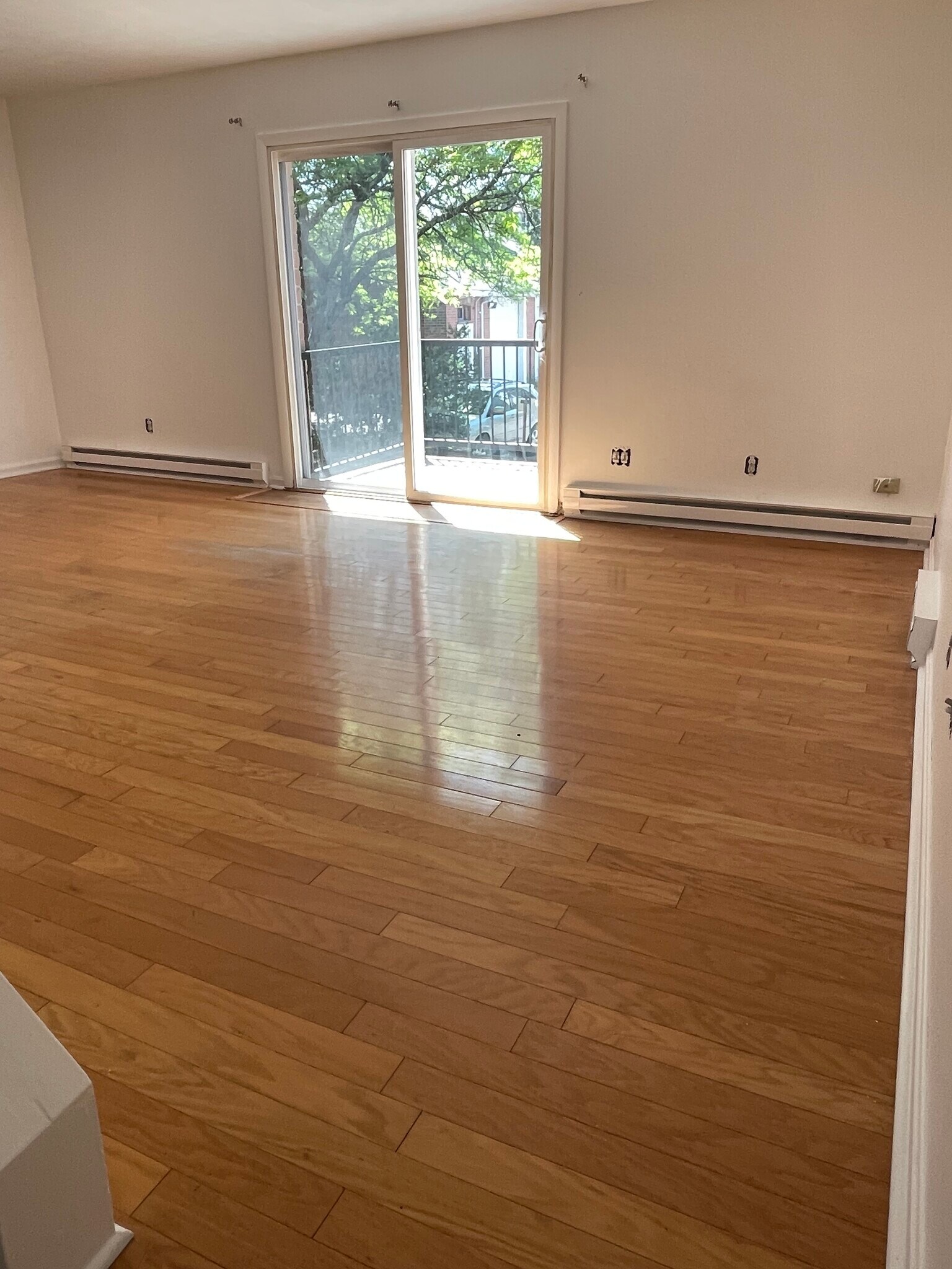 Large living Room - 120 Wooster St