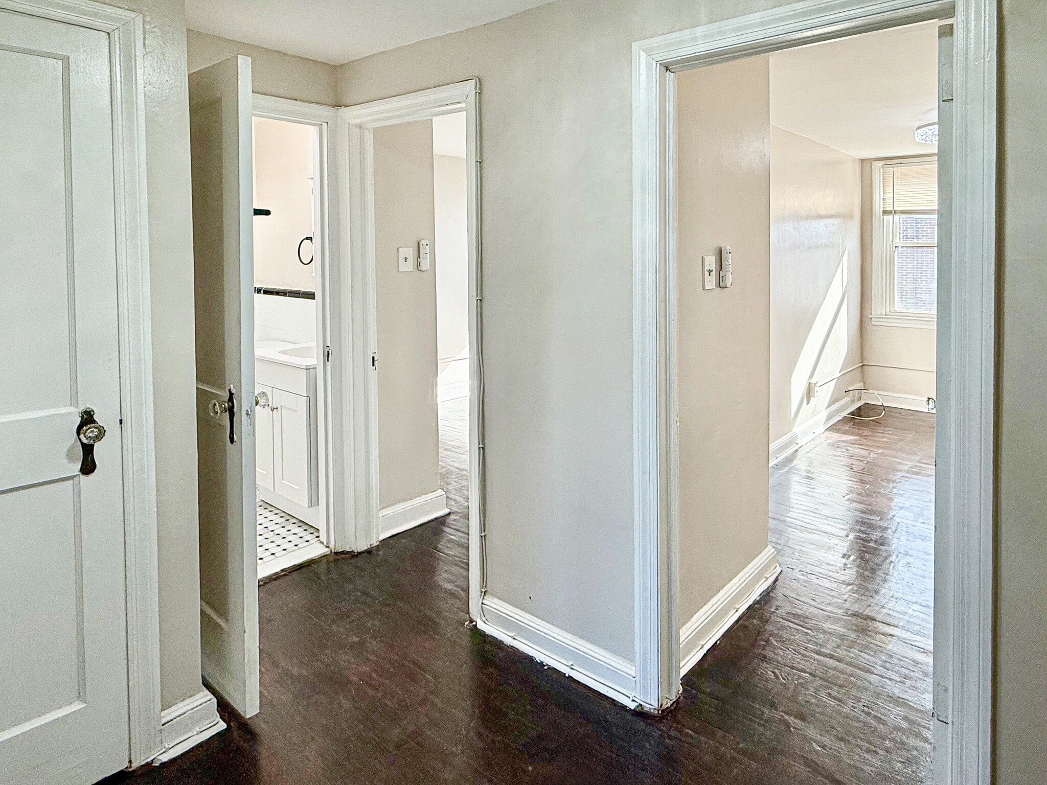 Second floor hallway - 116 W Berkley Ave