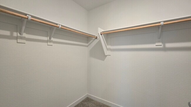 Building Photo - Available as fully furnished or unfurnished! Great Price!!