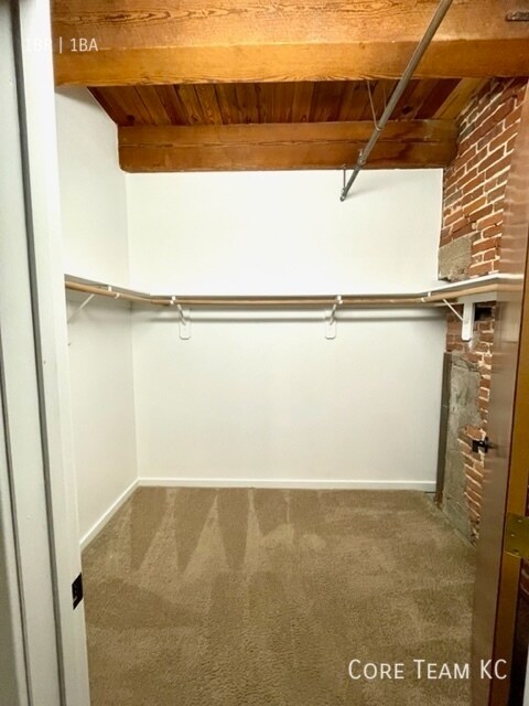 Building Photo - 204 Walnut St