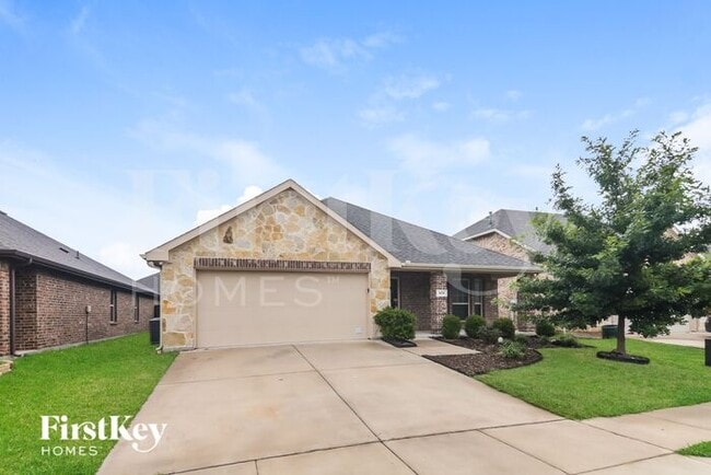 Building Photo - 573 Jamestown Ln