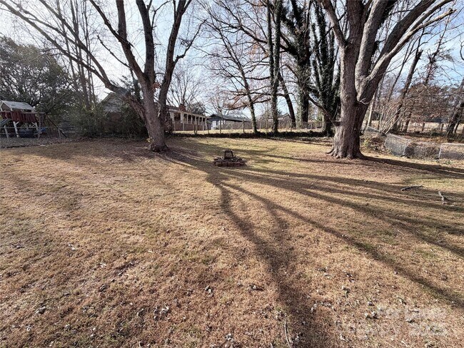 Building Photo - 6207 Eagle Peak Dr