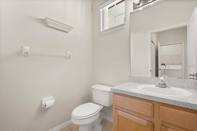 Building Photo - 214 Monroe Cir