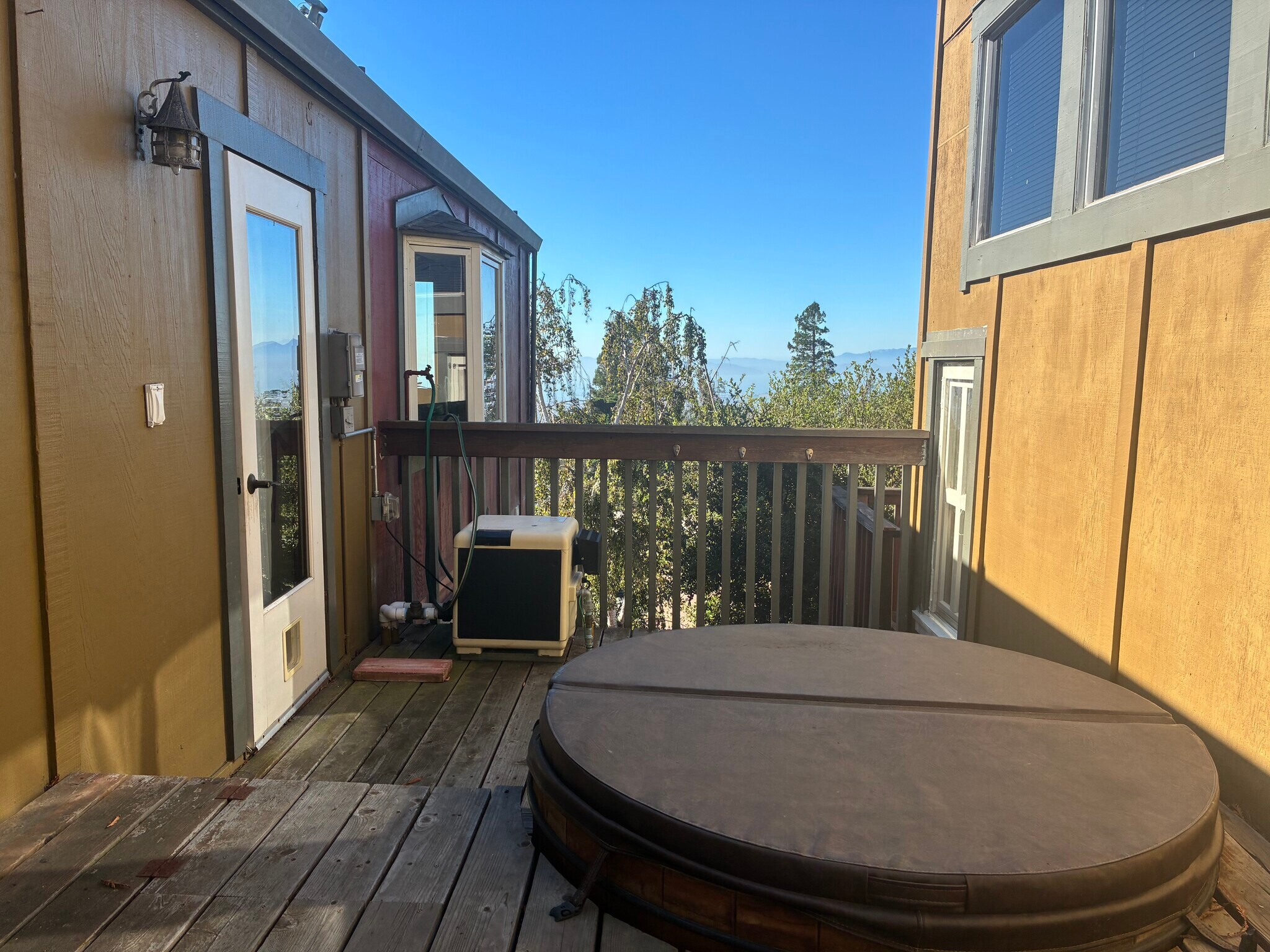 Building Photo - 365 Panoramic Way