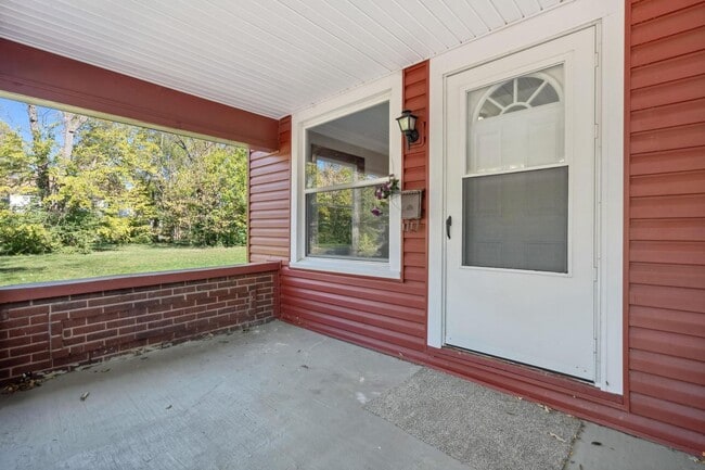 Building Photo - 112-114 Rockwood Ave - 114