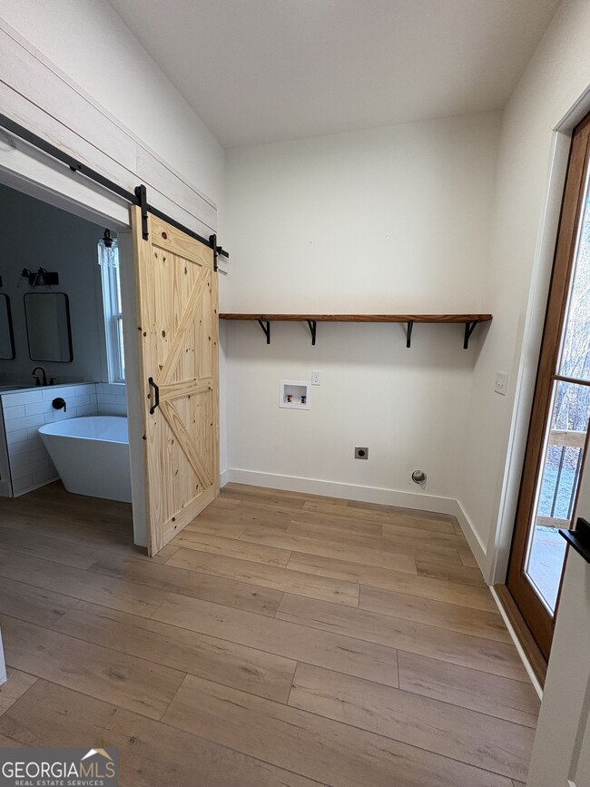 Building Photo - 435 Muskogee Trl