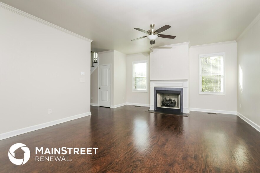 Building Photo - 190 Alcock Ln