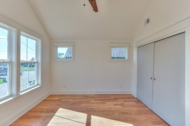 Building Photo - 3600 Quail Dr
