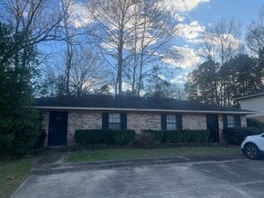 Building Photo - Two bedroom duplex on Sybil Drive.