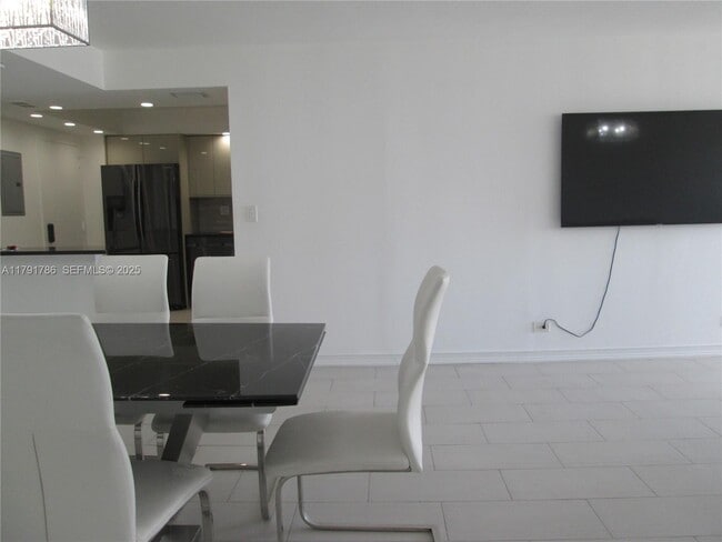 Building Photo - 251 174th St