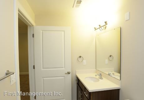 Building Photo - 4431 Bauer Farm Drive