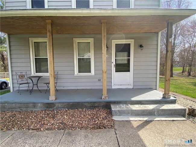 Building Photo - 114 Nooks Hill Rd