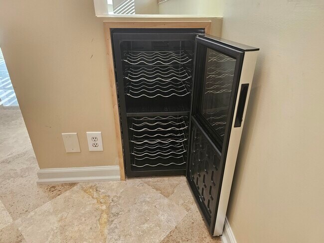 Building Photo - 1501 S Flagler Dr