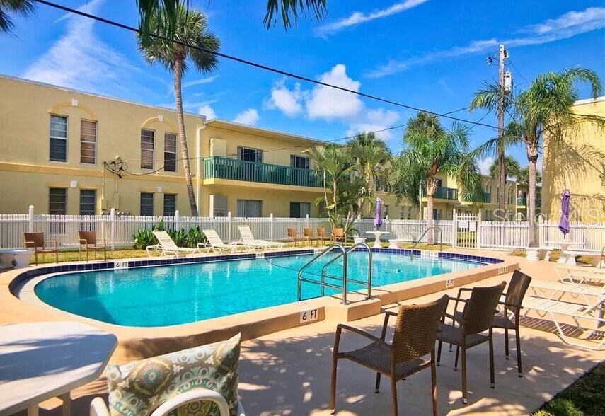 Pool - 350 Taylor Ave