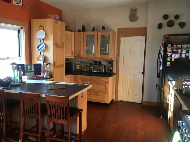 Building Photo - 4 Bedroom 2.5 Bath Rental at The Elms