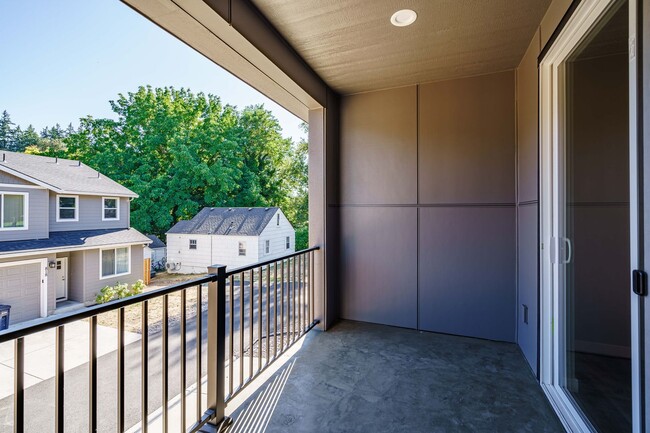 Building Photo - Move In Ready 3 Bedroom 2.5 Bathroom - Convenient Camas Location