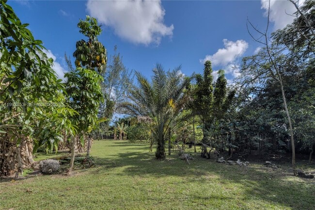 Building Photo - 14115 NW 5th Ave