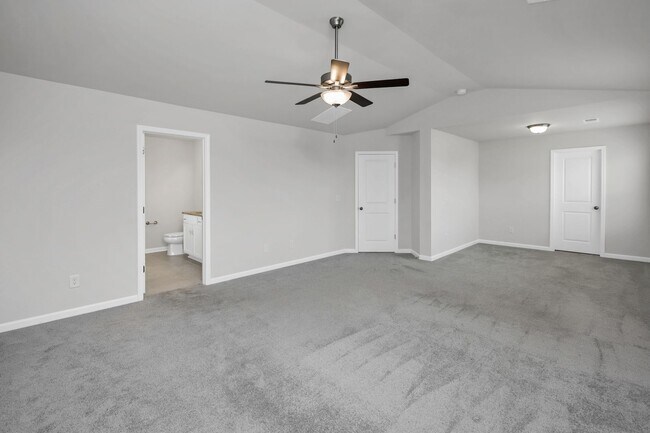 Building Photo - Sophisticated Like-New 4-Bedroom Home with Designer Finishes & Fenced Backyard!