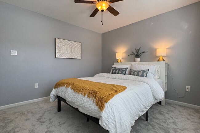 Building Photo - 9414 Grant Ave