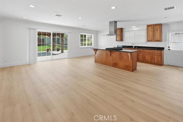 Building Photo - 24324 Victory Blvd