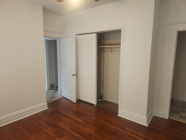 Building Photo - 6321 Cates Ave