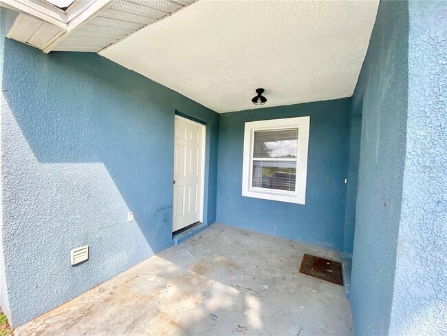 Building Photo - 8638 Garden Way Rd