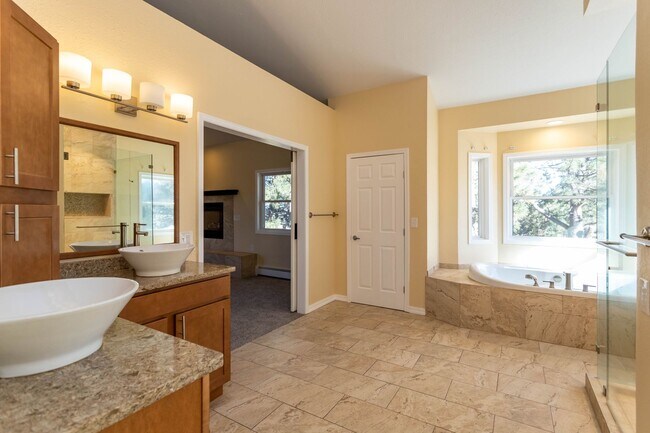 Building Photo - Spacious Country Retreat on 5.5 Acres | Barn, Deck & Pikes Peak View!!