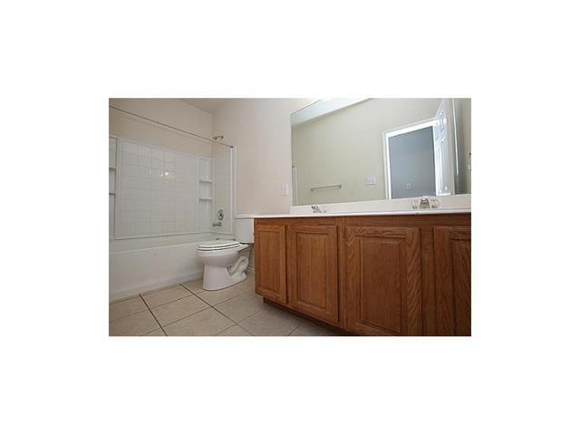 Building Photo - 1407 Hazelwood Dr