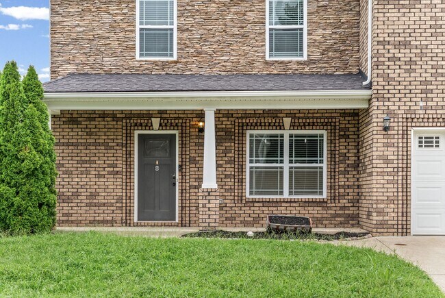 Building Photo - 880 Cherry Blossom Ln