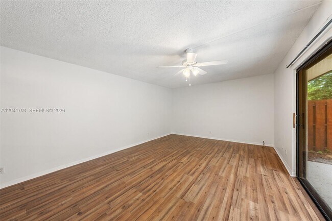 Building Photo - 3118 Spanish Wells Dr