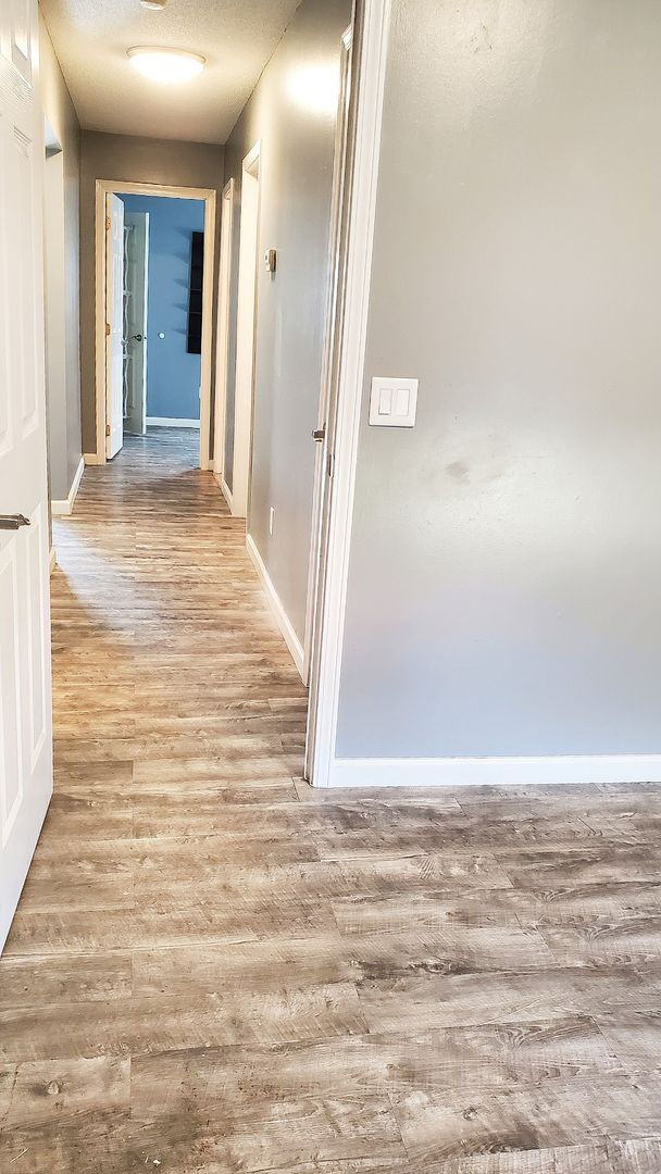 Building Photo - Welch