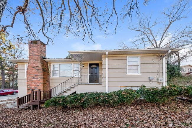 Primary Photo - 2568 Forestdale Blvd