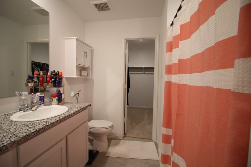 Building Photo - 15104 Bull Wagon Wy