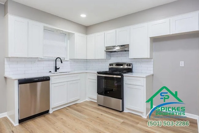 Building Photo - 40 St John St