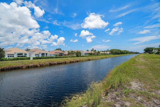 Building Photo - 17099 Ryton Ln