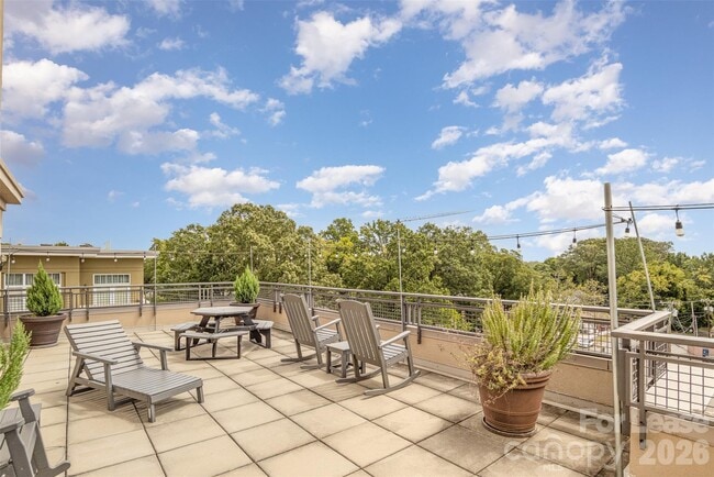 Building Photo - 1315 East Blvd