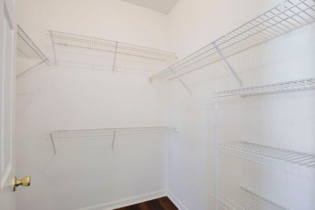 Building Photo - Lovely 3/2 Spacious Home and a 2 Car Garage in Deans Reserve - Orlando!