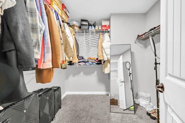 Building Photo - 1467 Raven Rd