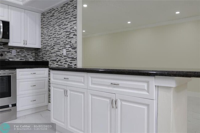 Building Photo - 3336 Quail Close