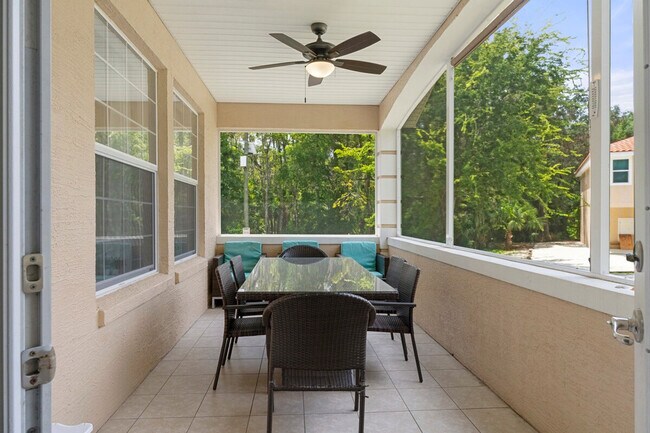 Building Photo - 4810 S Amstel Dr