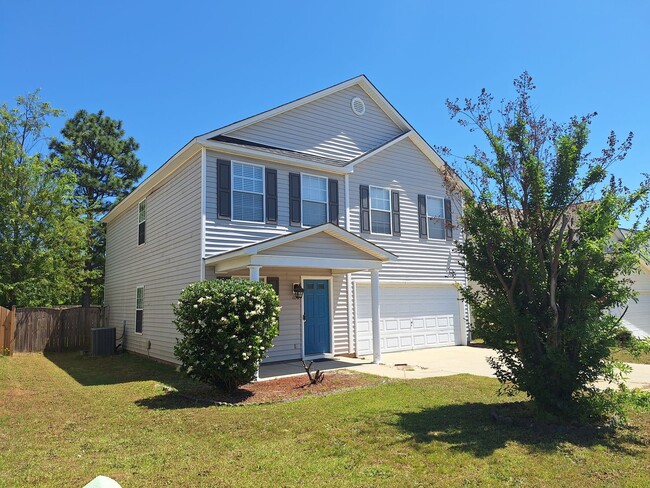 Building Photo - Wonderful Four Bedroom Home in Northeast C...
