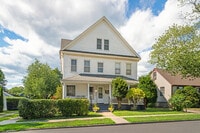 Building Photo - 318 Suburban Ave