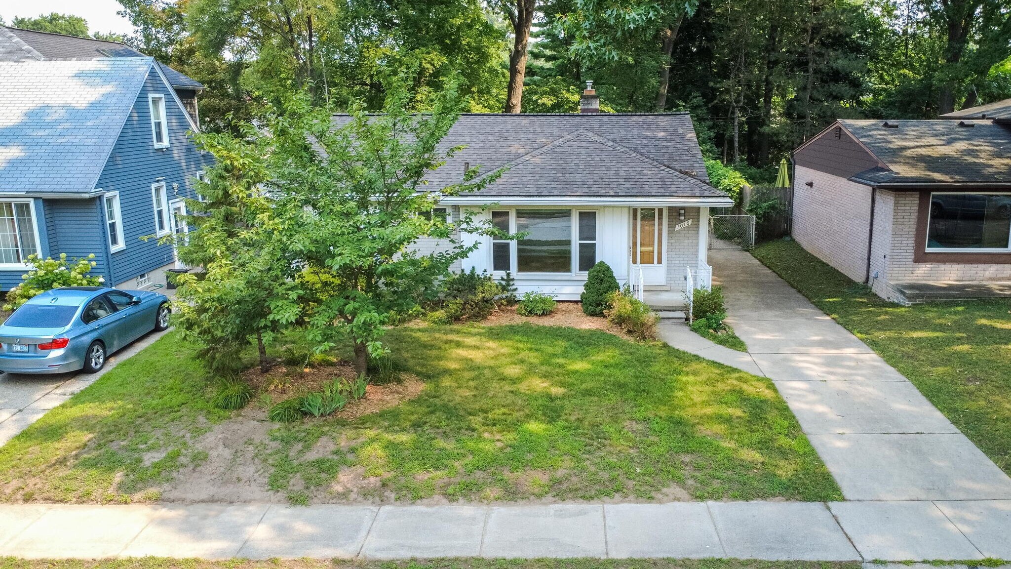 Building Photo - 1016 Lawndale Dr