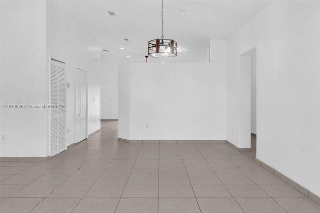 Building Photo - 8915 NW 164th St