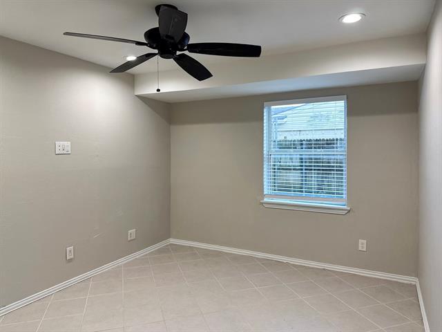 Building Photo - 1505 Ronne Dr