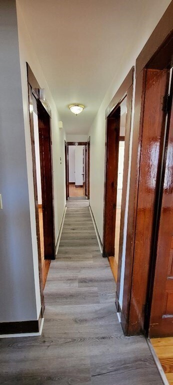 Building Photo - 10-12-12 Brookway Terrace