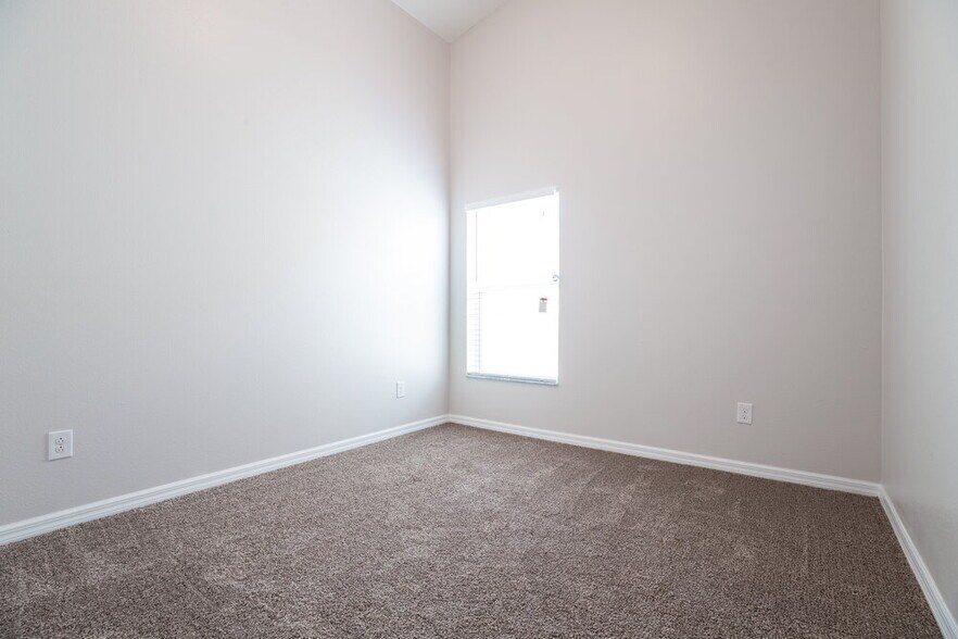 Building Photo - 2511 Bobby Lee Ln