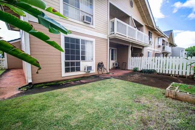 Building Photo - 2Bd,2Ba,1Pkg in Waipio Uka - $2700 -Must S...