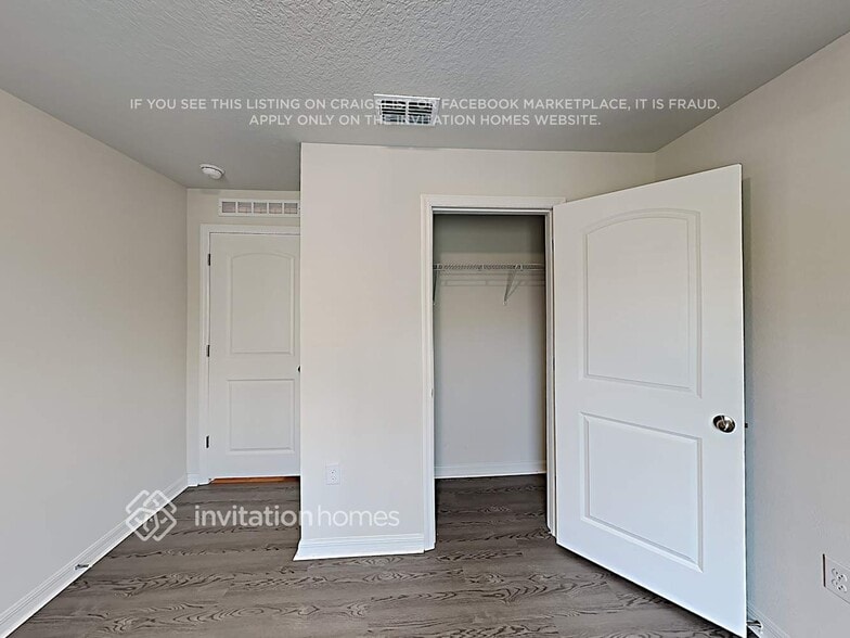 Building Photo - 1902 Michigan Ct