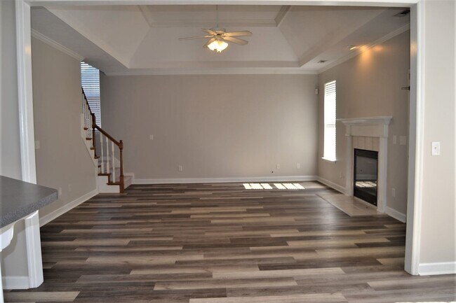 Building Photo - 351 Barnsley Dr